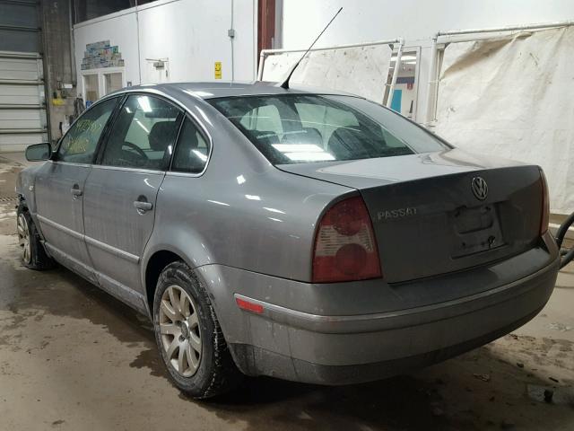 WVWPD63B13P246179 - 2003 VOLKSWAGEN PASSAT GLS SILVER photo 3