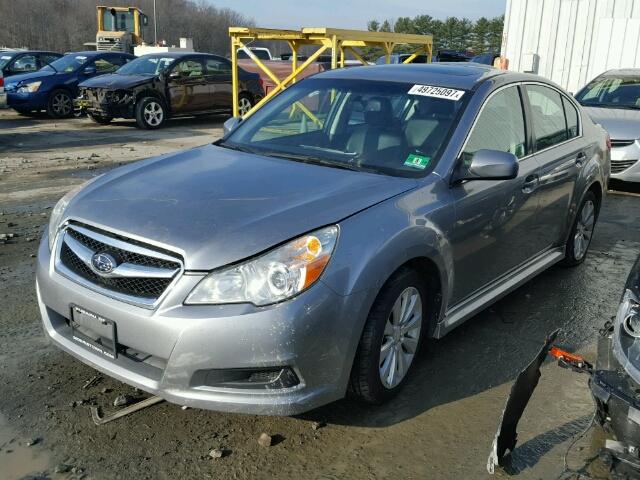 4S3BMBK62A3246249 - 2010 SUBARU LEGACY 2.5 SILVER photo 2