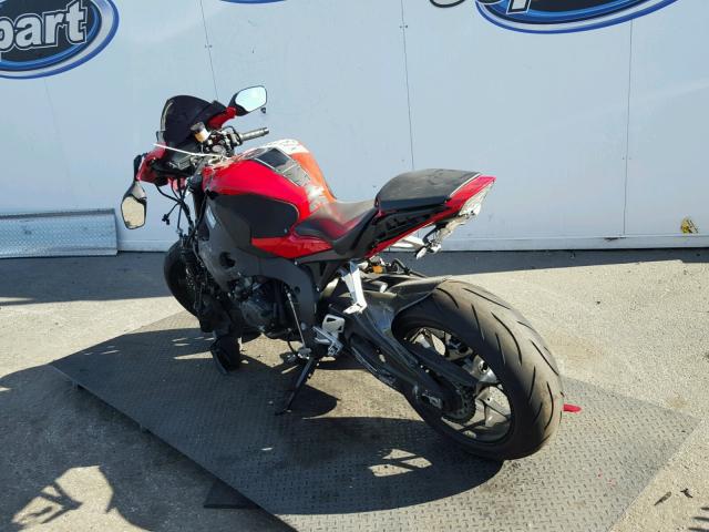 JH2SC5979FK400060 - 2015 HONDA CBR1000 RR RED photo 3