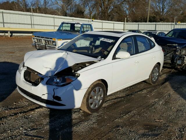 KMHDU46D48U350139 - 2008 HYUNDAI ELANTRA GL WHITE photo 2