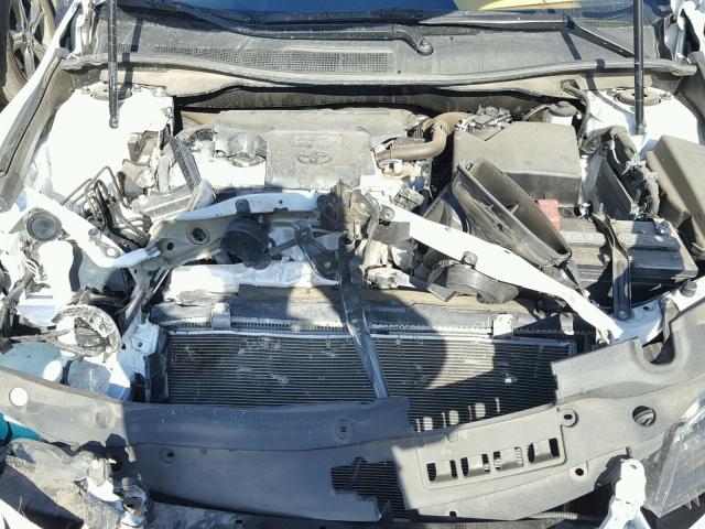 4T1BF1FK6HU618235 - 2017 TOYOTA CAMRY LE WHITE photo 7