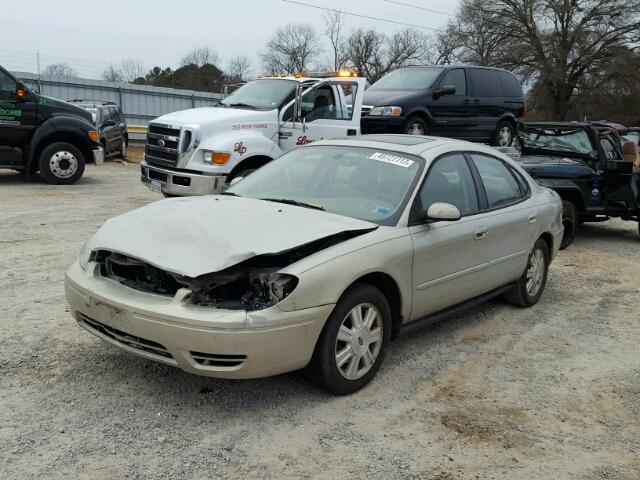 1FAFP56285A222837 - 2005 FORD TAURUS SEL GOLD photo 2