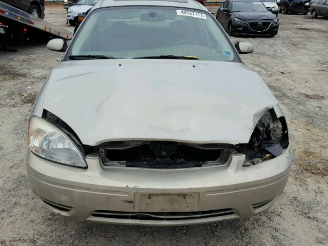 1FAFP56285A222837 - 2005 FORD TAURUS SEL GOLD photo 9