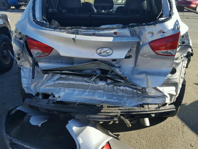 KM8JU3AGXEU838926 - 2014 HYUNDAI TUCSON GLS SILVER photo 9