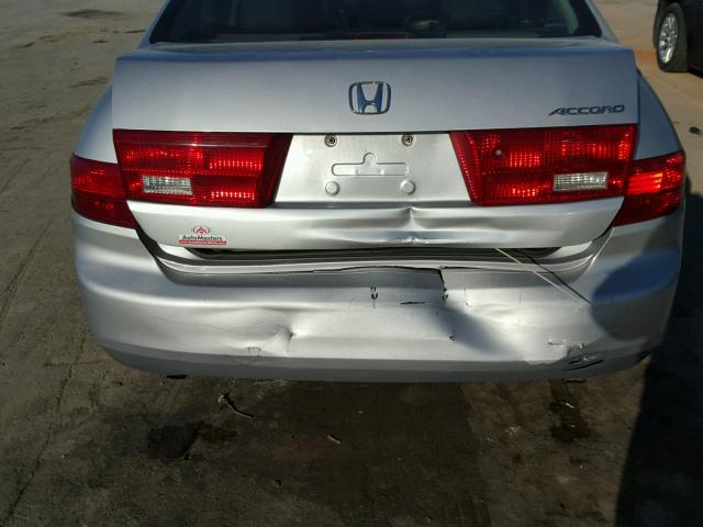 1HGCM668X5A001046 - 2005 HONDA ACCORD EX SILVER photo 9