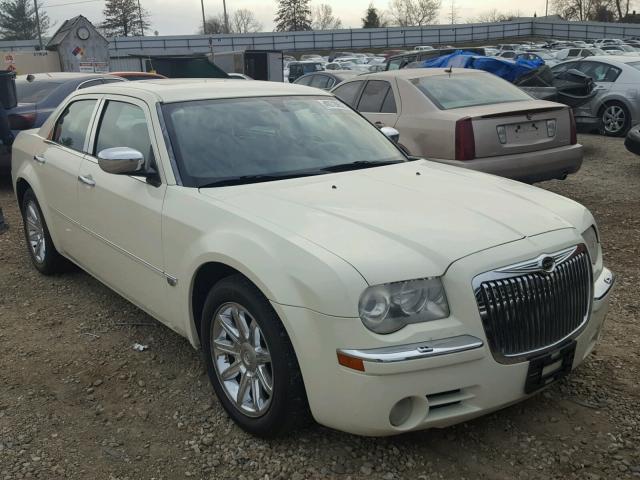 2C3AA63H65H658855 - 2005 CHRYSLER 300C CREAM photo 1