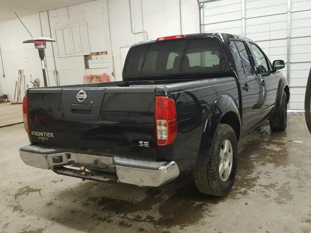 1N6AD07U55C458203 - 2005 NISSAN FRONTIER C BLACK photo 4