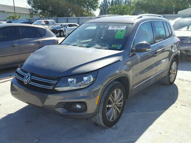 WVGAV3AX8EW538951 - 2014 VOLKSWAGEN TIGUAN S GRAY photo 2