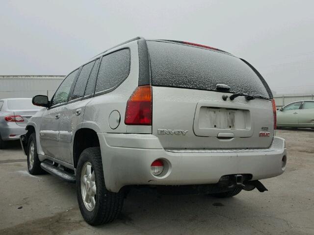 1GKDT13S442134584 - 2004 GMC ENVOY SILVER photo 3