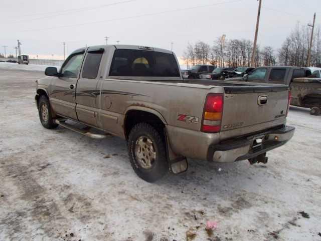 1GCEK19T82E237957 - 2002 CHEVROLET SILVERADO GRAY photo 3