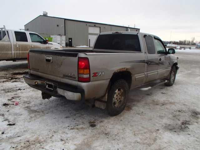 1GCEK19T82E237957 - 2002 CHEVROLET SILVERADO GRAY photo 4