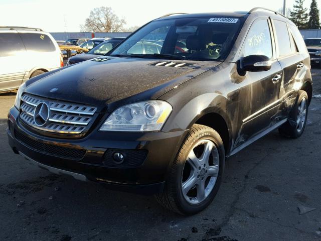 4JGBB86E08A367051 - 2008 MERCEDES-BENZ ML 350 BLACK photo 2
