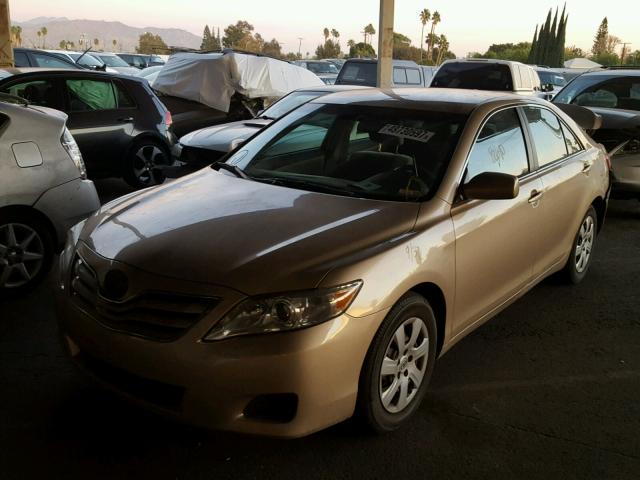 4T4BF3EK9AR025753 - 2010 TOYOTA CAMRY BASE TAN photo 2