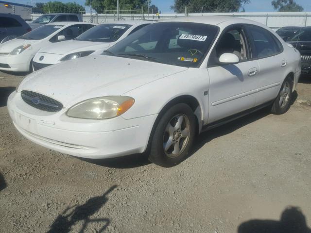 1FAFP55S72G112954 - 2002 FORD TAURUS SES WHITE photo 2