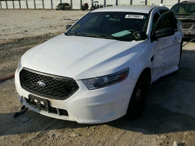 1FAHP2MK1FG149125 - 2015 FORD TAURUS POL WHITE photo 2