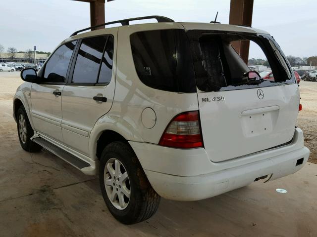 4JGAB72EXYA167886 - 2000 MERCEDES-BENZ ML 430 WHITE photo 3