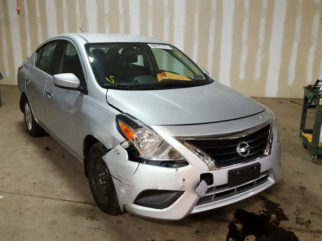 3N1CN7AP8HL870115 - 2017 NISSAN VERSA S SILVER photo 1