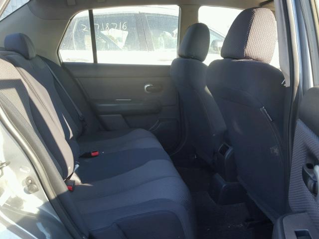 3N1BC11E37L409898 - 2007 NISSAN VERSA S SILVER photo 6