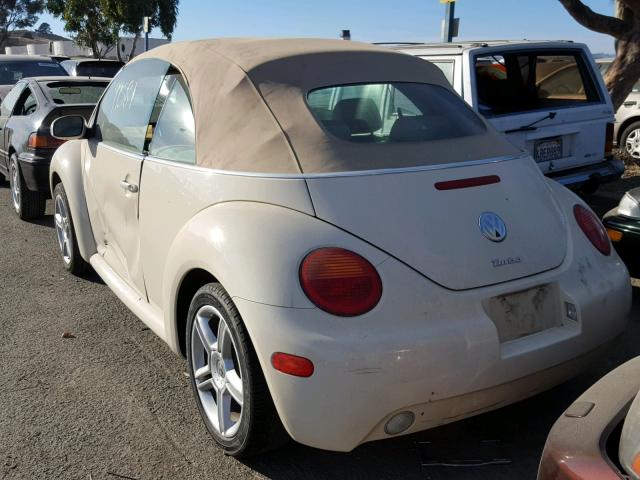 3VWCD31Y14M325618 - 2004 VOLKSWAGEN NEW BEETLE 奶油色 照片 3