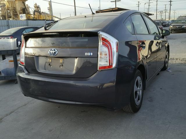 JTDKN3DU4D5618665 - 2013 TOYOTA PRIUS GRAY photo 4