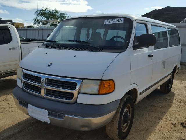 2B5WB25Y71K544714 - 2001 DODGE RAM WAGON WHITE photo 2