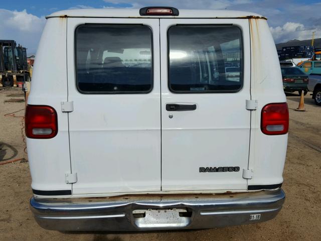 2B5WB25Y71K544714 - 2001 DODGE RAM WAGON WHITE photo 9