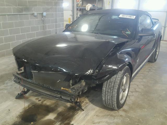 1ZVFT84N465215282 - 2006 FORD MUSTANG BLACK photo 9