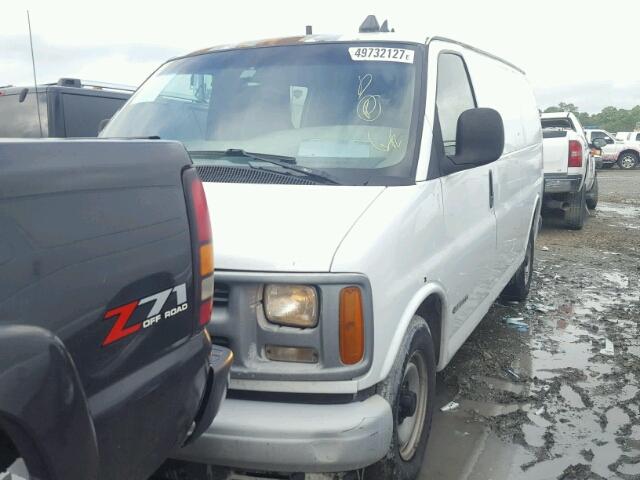 1GCFG25W9Y1114390 - 2000 CHEVROLET EXPRESS G2 WHITE photo 2