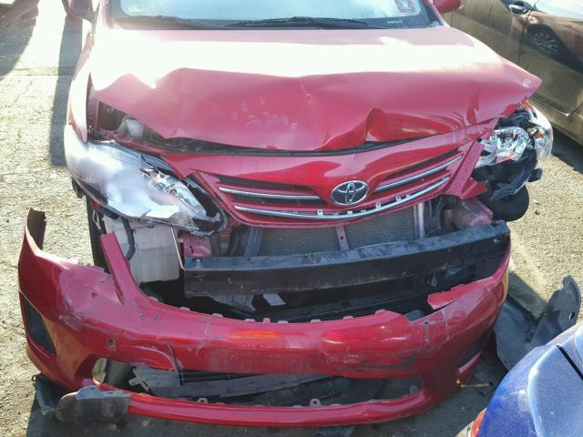 5YFBU4EE2DP180697 - 2013 TOYOTA COROLLA BA RED photo 9