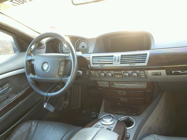 WBAHL83536DT05460 - 2006 BMW 750 I SILVER photo 9