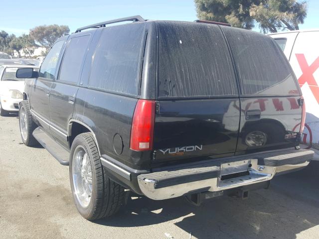 1GKEK13R5XJ702002 - 1999 GMC DENALI BLACK photo 3