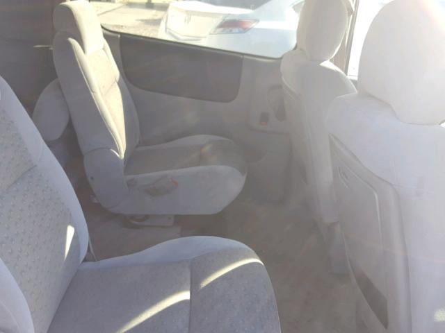 1GNDV23W28D112762 - 2008 CHEVROLET UPLANDER L 银色 照片 6