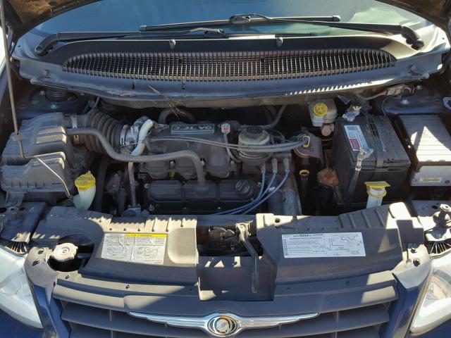 1A4GP45R46B627526 - 2006 CHRYSLER TOWN & COU BLUE photo 7