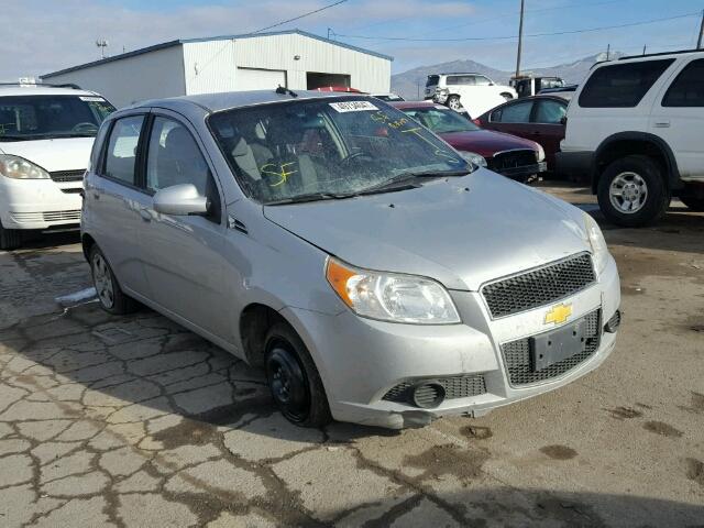 KL1TD6DEXAB056602 - 2010 CHEVROLET AVEO LS SILVER photo 1