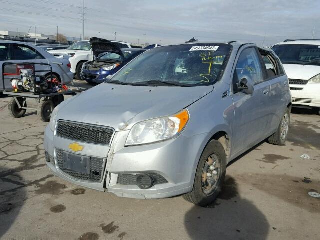 KL1TD6DEXAB056602 - 2010 CHEVROLET AVEO LS SILVER photo 2