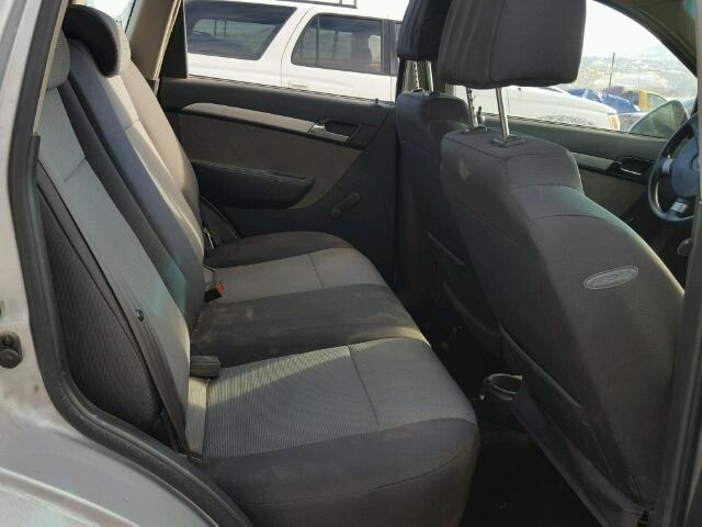 KL1TD6DEXAB056602 - 2010 CHEVROLET AVEO LS SILVER photo 6