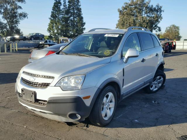 3GNAL2EKXCS628332 - 2012 CHEVROLET CAPTIVA SP GRAY photo 2