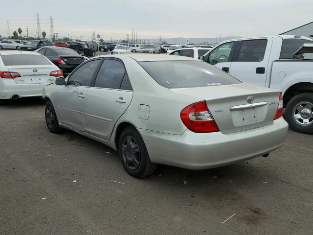 4T1BE30K53U764898 - 2003 TOYOTA CAMRY LE SILVER photo 3