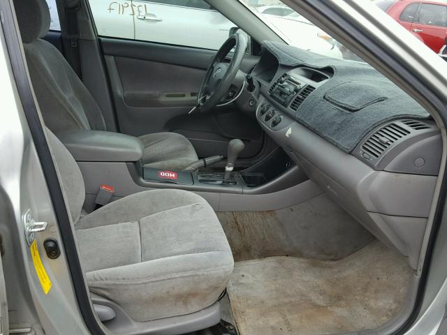 4T1BE30K53U764898 - 2003 TOYOTA CAMRY LE SILVER photo 5