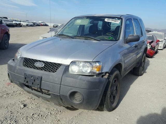 1FMCU02Z57KA21272 - 2007 FORD ESCAPE XLS SILVER photo 2