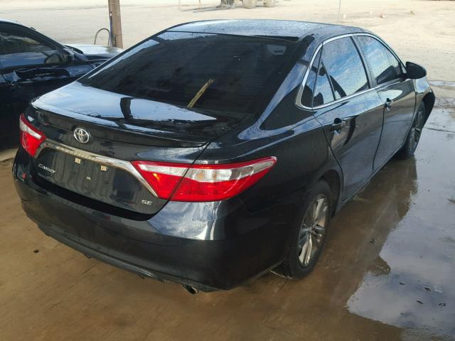 4T1BF1FK0FU489955 - 2015 TOYOTA CAMRY LE BLACK photo 4