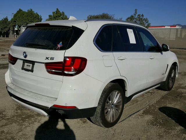 5UXKR0C53G0P29138 - 2016 BMW X5 XDRIVE3 WHITE photo 4