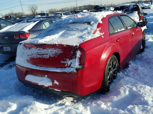 2C3CCAGG0HH588295 - 2017 CHRYSLER 300 S RED photo 4