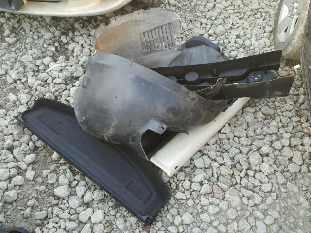 3VWRG31C36M421047 - 2006 VOLKSWAGEN NEW BEETLE 白色 照片 9