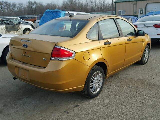 1FAHP35N89W236254 - 2009 FORD FOCUS SE GOLD photo 4