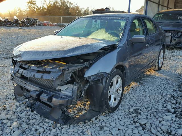 3FAHP0HGXCR102531 - 2012 FORD FUSION SE SILVER photo 2