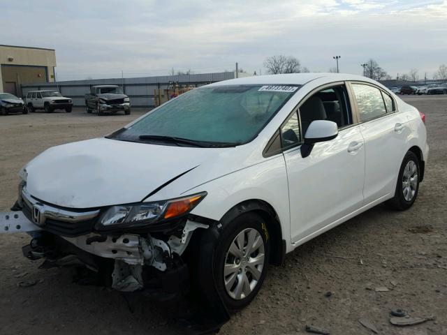 19XFB2F59CE052662 - 2012 HONDA CIVIC LX WHITE photo 2