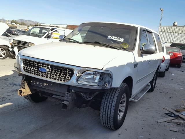 1FMEU1760VLA55964 - 1997 FORD EXPEDITION WHITE photo 2