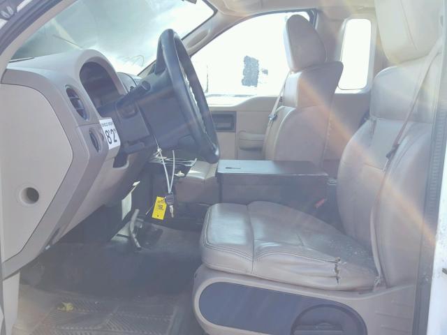 1FTRF12248KC02866 - 2008 FORD F150 WHITE photo 5