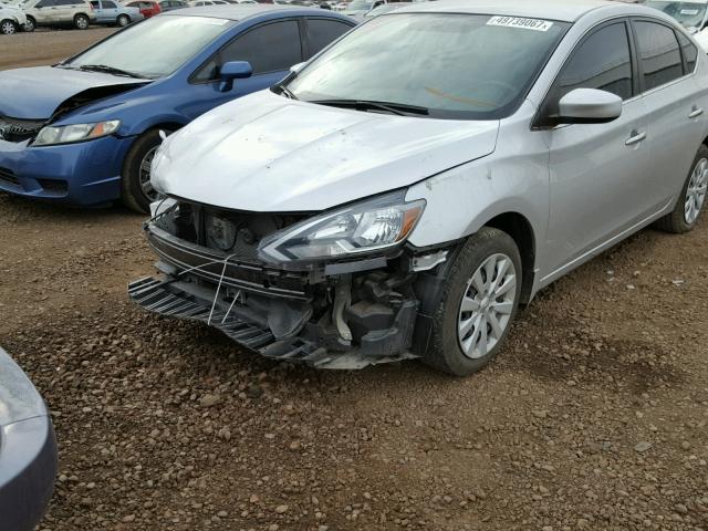 3N1AB7AP6HY215759 - 2017 NISSAN SENTRA S SILVER photo 9